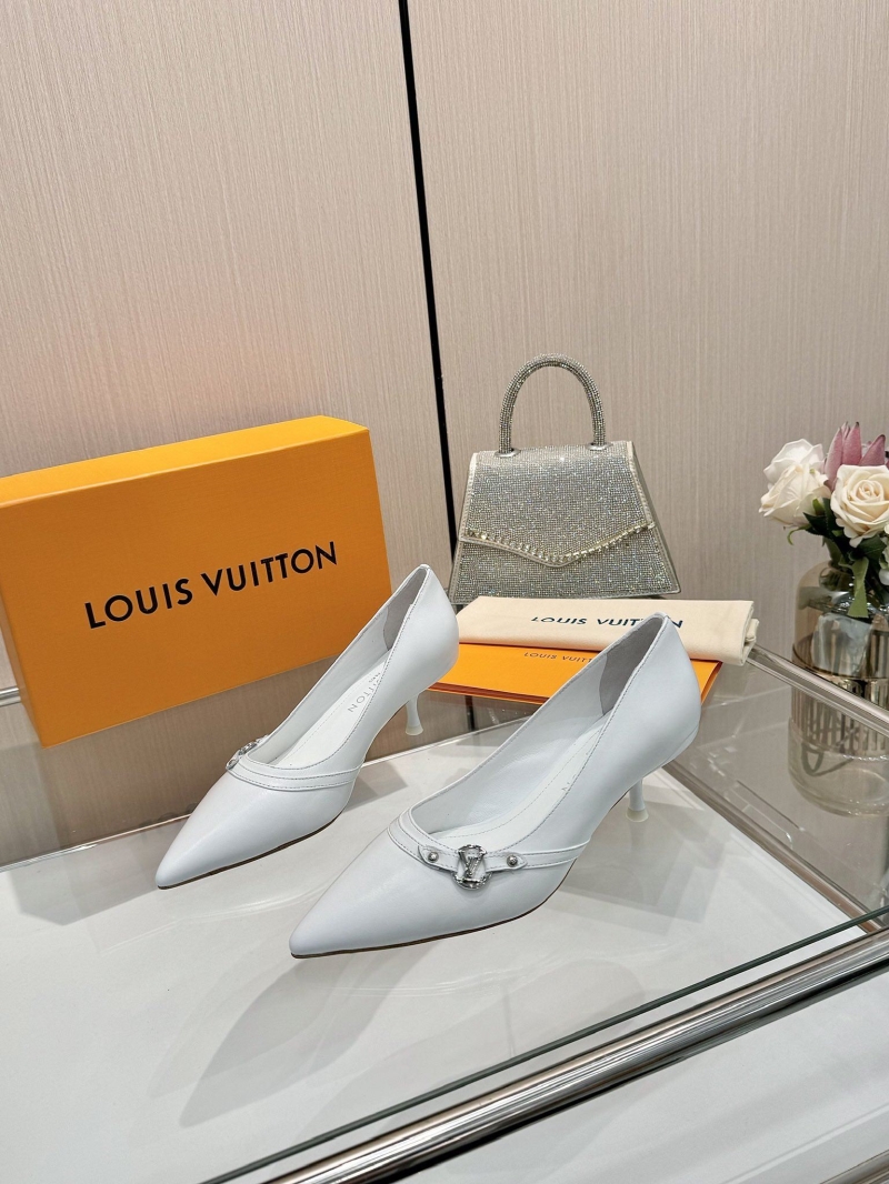 l0vis Vvtt0n heeled shoes